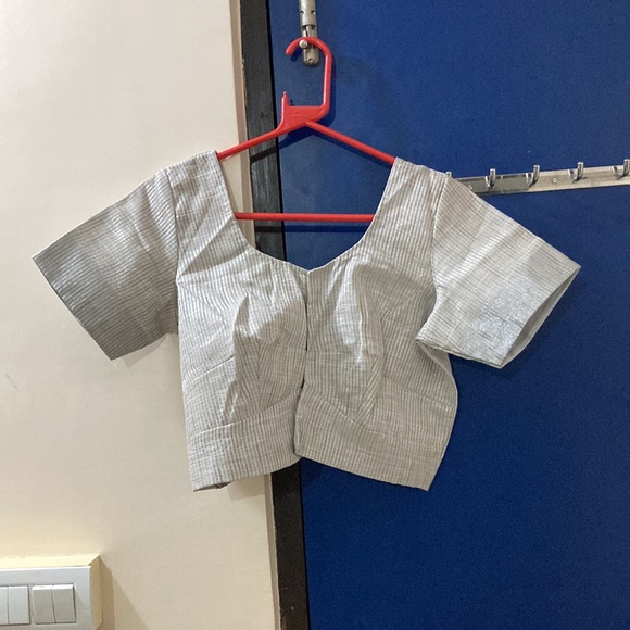 Womenswear Silk Cotton Designer Sari with stitched blouse bust size 34-36 inches - Picture 4 of 4